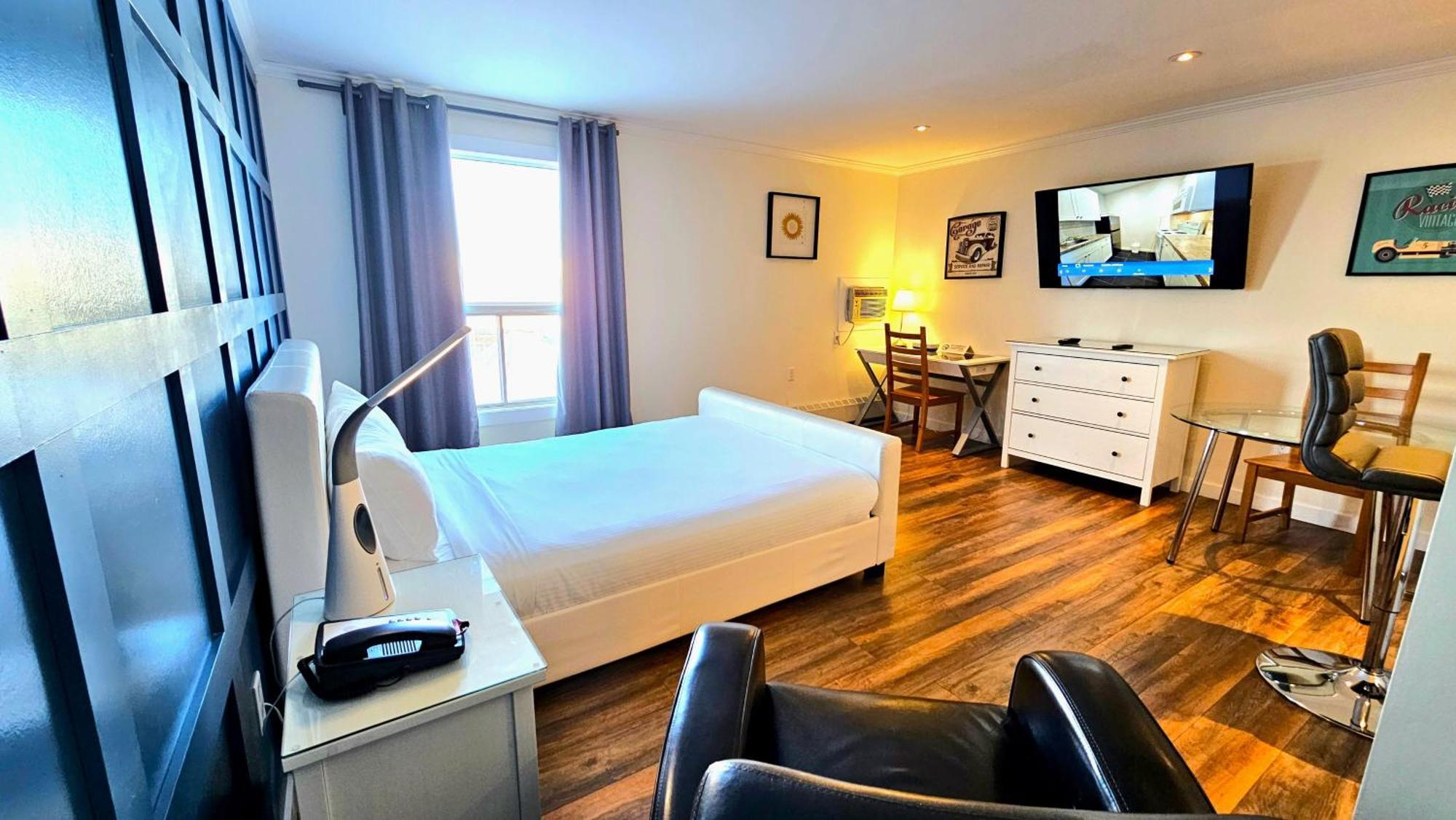 Cloud 9 Inn ホワイトコート エクステリア 写真
