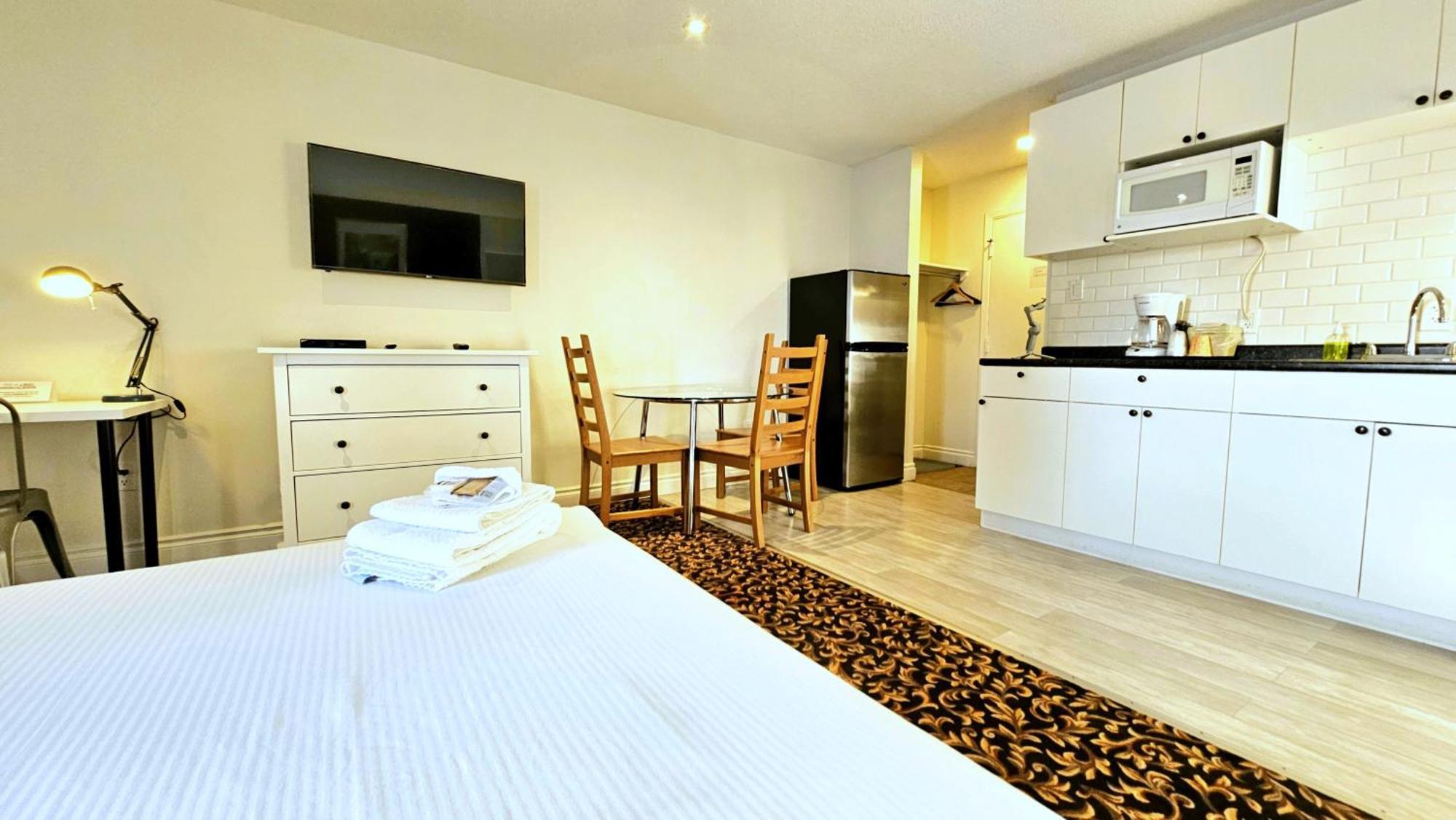 Cloud 9 Inn ホワイトコート エクステリア 写真