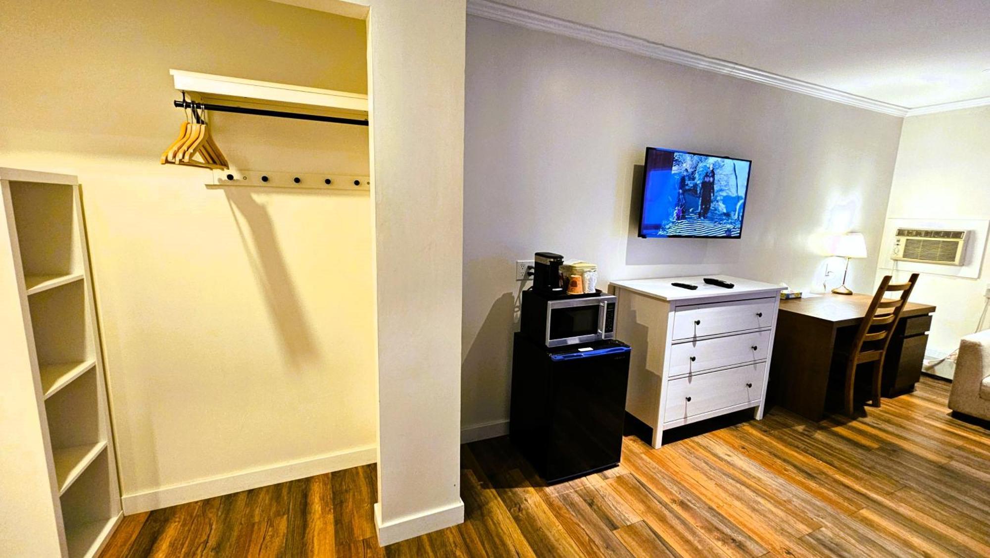 Cloud 9 Inn ホワイトコート エクステリア 写真